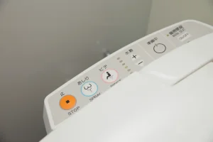 TOTOウォシュレット故障時の完全ガイド：原因特定から修理・買い替え判断、予防策まで
