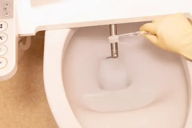 ウォシュレットのノズルの水漏れは自分で直せる？